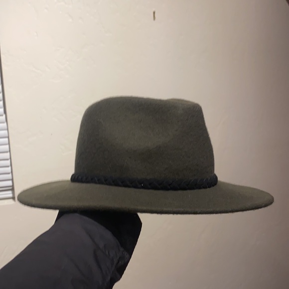 Green fedora - Picture 3 of 3